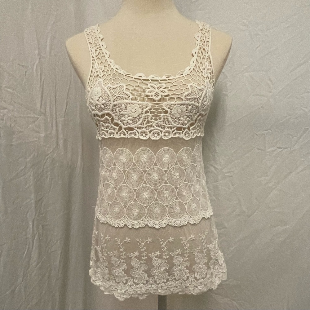 Issi Lace Top (S)